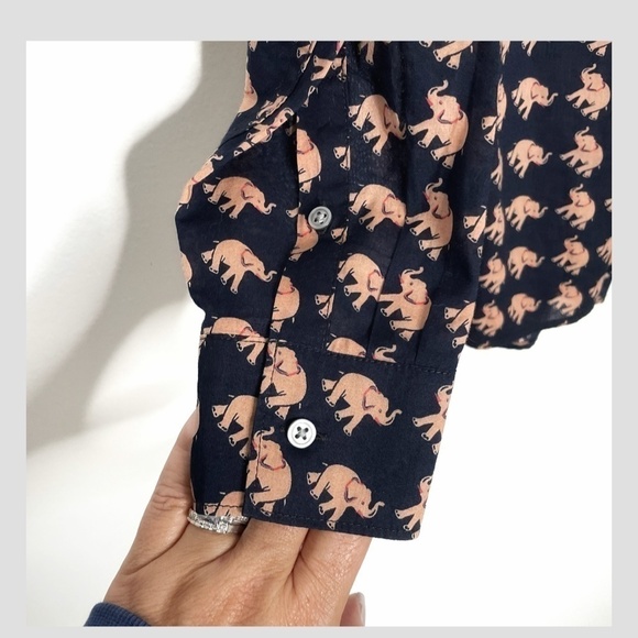 GAP Fitted Boyfriend Shirt Elephant Motif Navy 100% Cotton Popover Button Detail - Picture 4 of 9